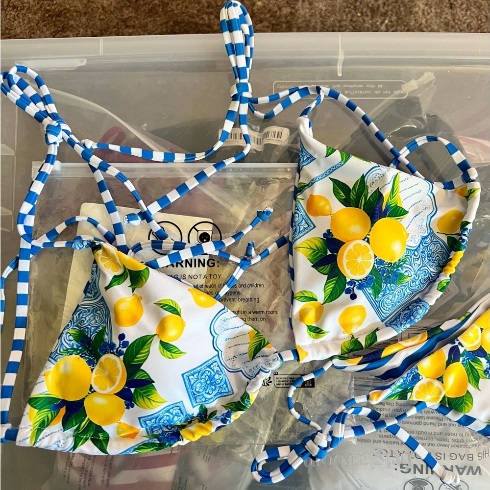 Lemon Print Triangle Side Tie Bikini Set - Picture 3 of 11